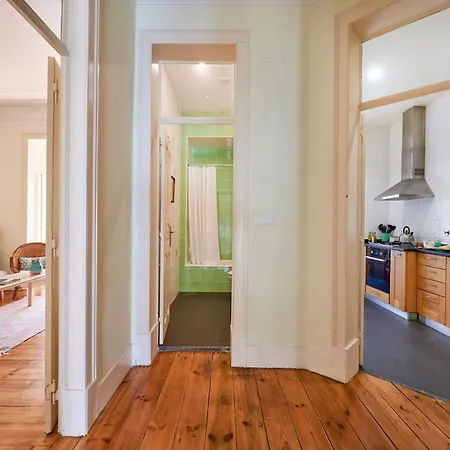 Renovated Spacious Baixa Apartment, By Timecooler Apartment Lissabon