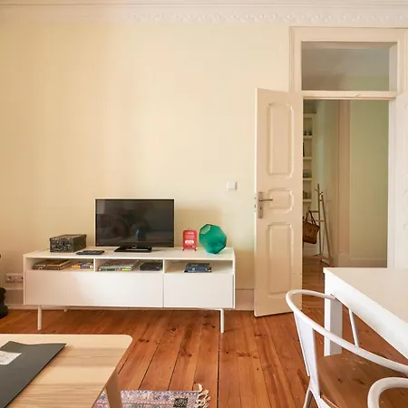 Renovated Spacious Baixa Apartment, By Timecooler Apartment