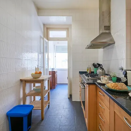 Renovated Spacious Baixa Apartment, By Timecooler Apartment Lisbon