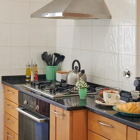 Renovated Spacious Baixa Apartment, By Timecooler *