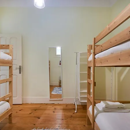 Renovated Spacious Baixa Apartment, By Timecooler Apartment *