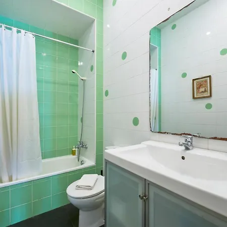 Renovated Spacious Baixa Apartment, By Timecooler Apartment