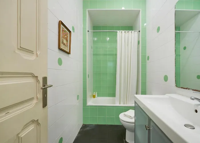 Appartement Renovated Spacious Baixa Apartment, By Timecooler