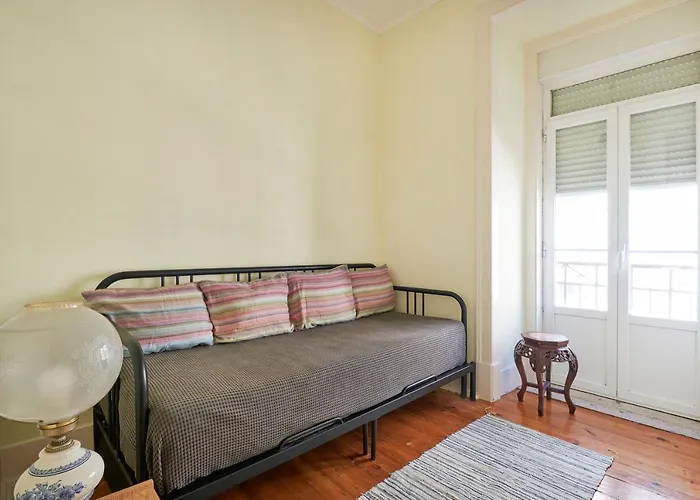 Renovated Spacious Baixa Apartment, By Timecooler Appartement