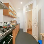 Renovated Spacious Baixa Apartment, By Timecooler Apartment *
